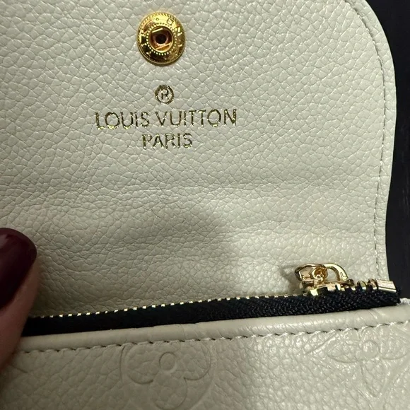 LV Mint Green Card Wallet - Picture 8 of 10